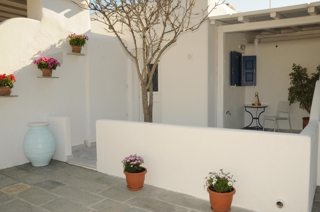 Flora'S Houses Mykonos Klouvas Esterno foto